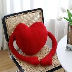 Kırmızı Kalpli Yastık Sevgiliye Hediye Yastık