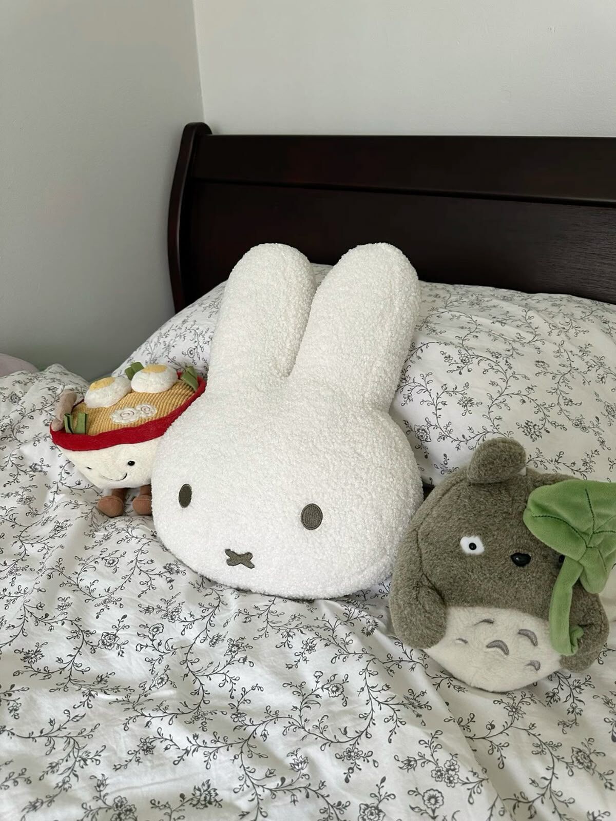 Tavşan Uyku Arkadaşı ve Peluş Yastık 40 Cm