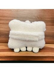 Mellito Toyzz Beyaz Kuzu Araba Boyun Yastığı Ve Emniyet Kemeri Aksesuarı Peluş Kılıf Seti (1 YASTIK VE 1 KILIF)