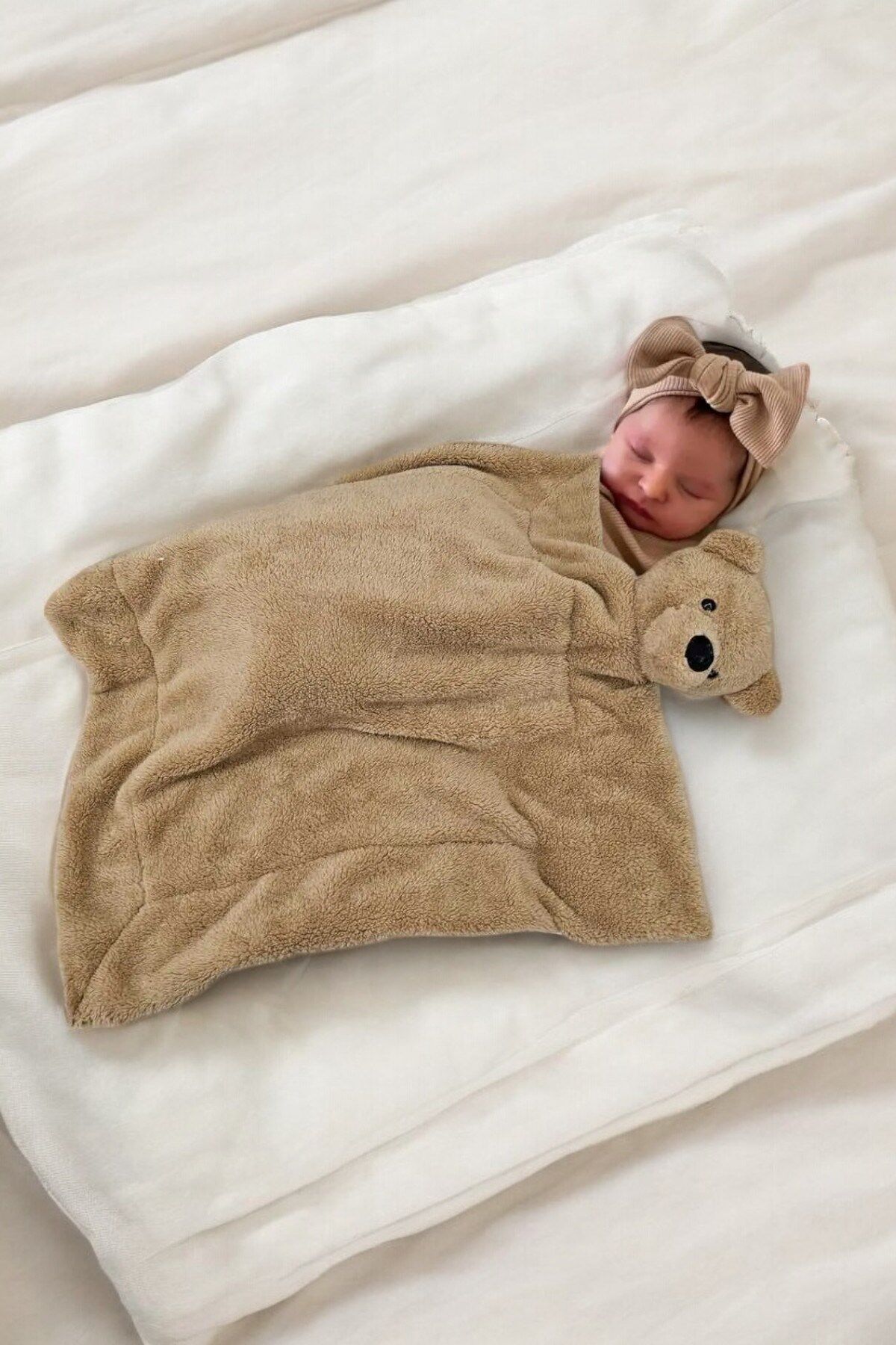 Mellito Toyzz Kahverengi Ayı Uyku Arkadaşı Çanta Hediyeli Peluş Battaniye Oyuncak